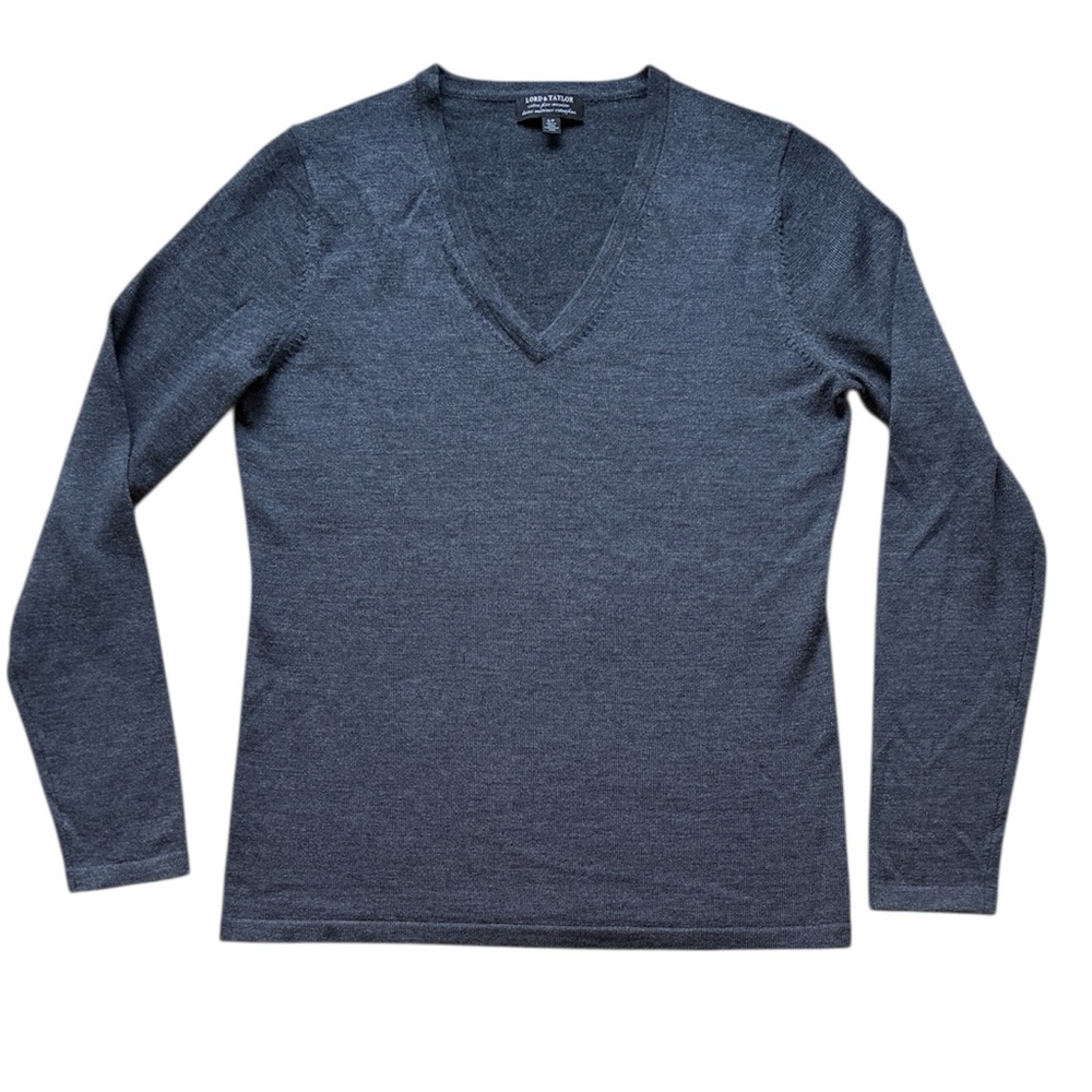 Lord & Taylor Women’s Gray 100% Merino Wool V-Neck Sweater Size Small